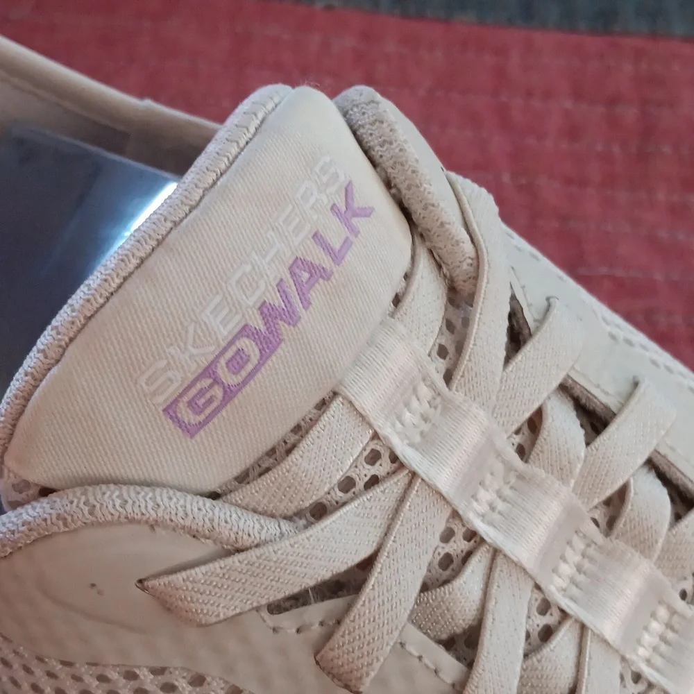 NWOT Skechers Go Walk Slip In Comfort Walking Shoes - Picture 12 of 16